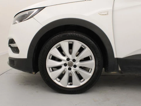 Opel Grandland X 1.6 TURBO AUTO 181 5P