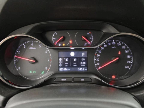 Opel Grandland X 1.6 TURBO AUTO 181 5P