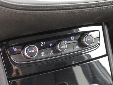 Opel Grandland X 1.6 TURBO AUTO 181 5P