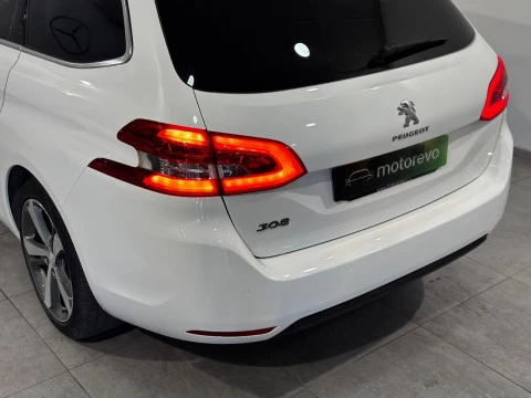 Peugeot 308 SW 1.2 PURETECH S&S ALLURE 130
