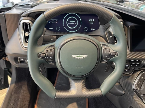 Aston Martin Vantage V12 Speedster 