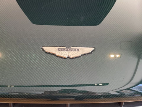 Aston Martin Vantage V12 Speedster 