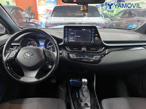 Toyota C-HR 1.8 125H Advance 90 kW (122 CV)