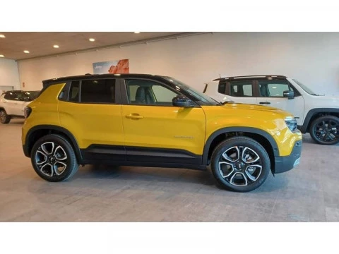 Jeep Avenger BEV 115kW (156CV) Summit