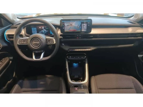 Jeep Avenger BEV 115kW (156CV) Summit