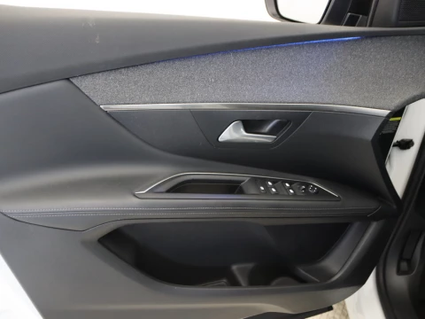 Peugeot 3008 1.2 PURETECH 96KW GT LINE S&S AUTO 5P