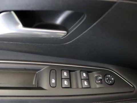 Peugeot 3008 1.2 PURETECH 96KW GT LINE S&S AUTO 5P