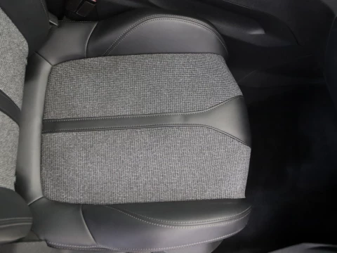 Peugeot 3008 1.2 PURETECH 96KW GT LINE S&S AUTO 5P