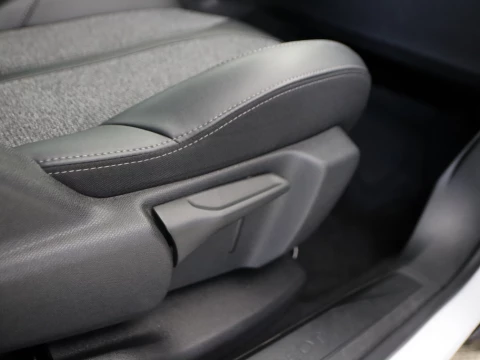 Peugeot 3008 1.2 PURETECH 96KW GT LINE S&S AUTO 5P