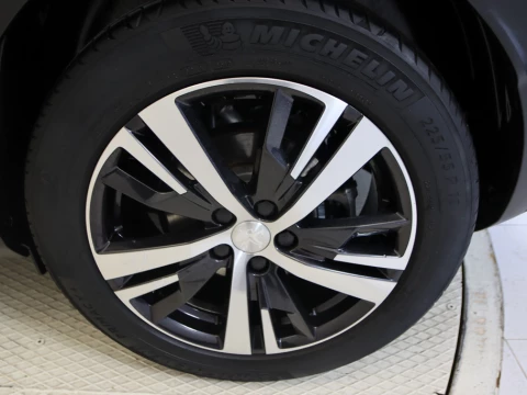 Peugeot 3008 1.2 PURETECH 96KW GT LINE S&S AUTO 5P