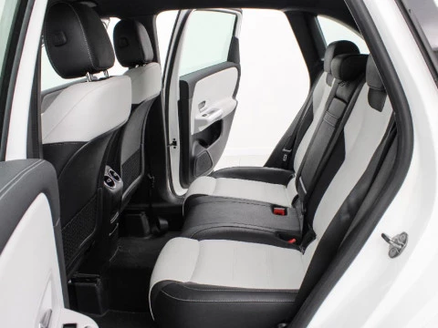 Mercedes-Benz Clase B 1.3 B 180 136 5P