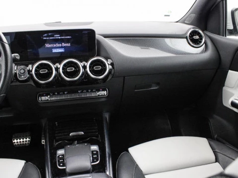 Mercedes-Benz Clase B 1.3 B 180 136 5P