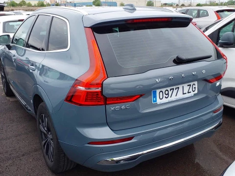 Volvo XC60 2.0 T6 AWD Recharge Core Auto