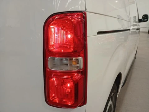 Peugeot Expert Furgón Pro 1.5 BlueHDi 120 S&S Standard 4 Puertas