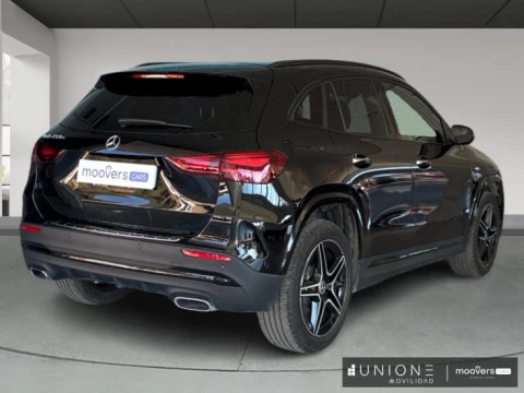 Mercedes-Benz GLA  250 e