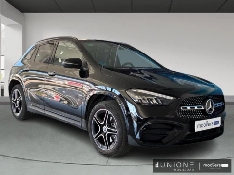Mercedes-Benz GLA  250 e