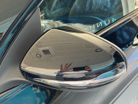 Mercedes-Benz GLA  250 e