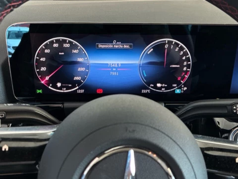 Mercedes-Benz GLA  250 e