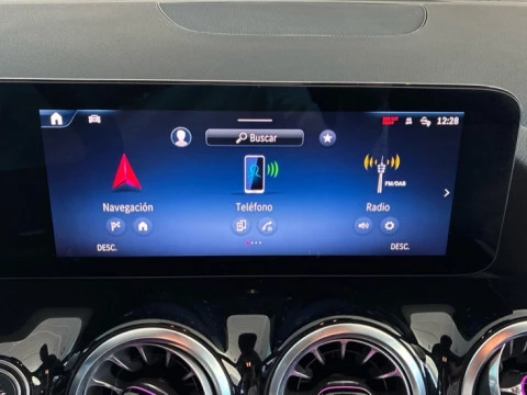 Mercedes-Benz GLA  250 e