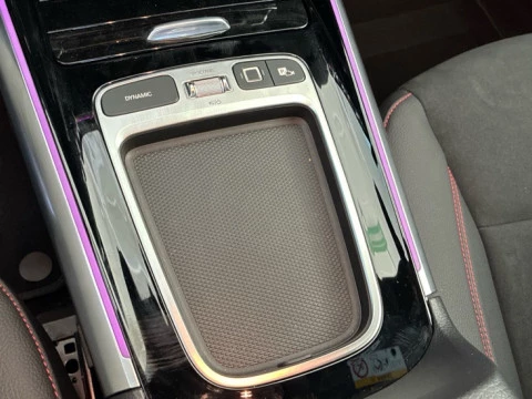 Mercedes-Benz GLA  250 e