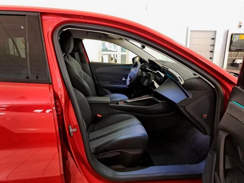 Peugeot 408 Nuevo 408 Allure Pack Puretech 130 S&S EAT8