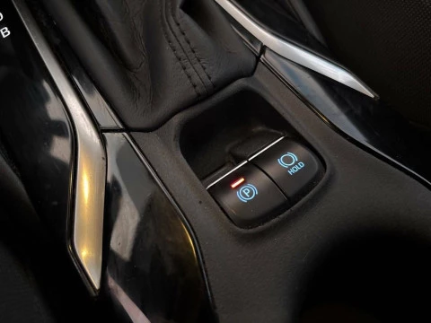 Toyota Corolla 1.8 125H ACTIVE TECH E-CVT