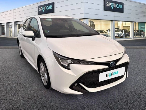 Toyota Corolla 1.8 125H ACTIVE TECH E-CVT