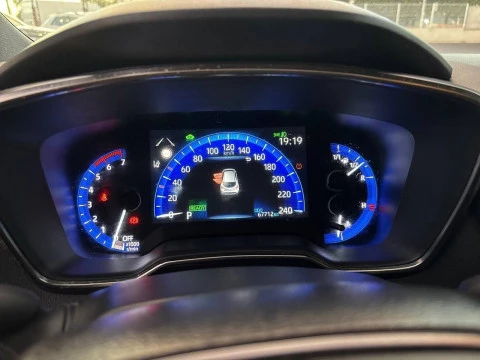 Toyota Corolla 1.8 125H ACTIVE TECH E-CVT