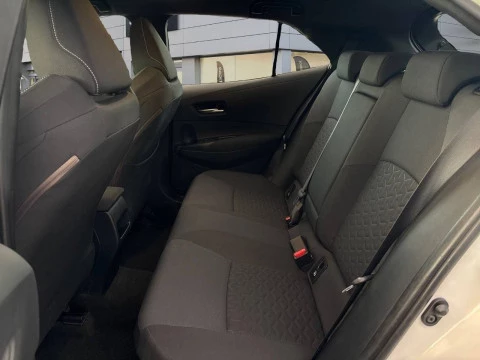 Toyota Corolla 1.8 125H ACTIVE TECH E-CVT