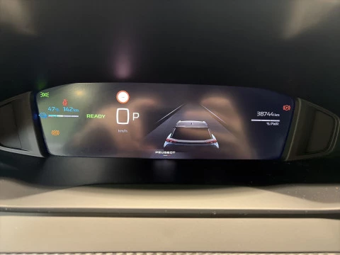 Peugeot e-2008 Electrico Allure 115 kW (156 CV)