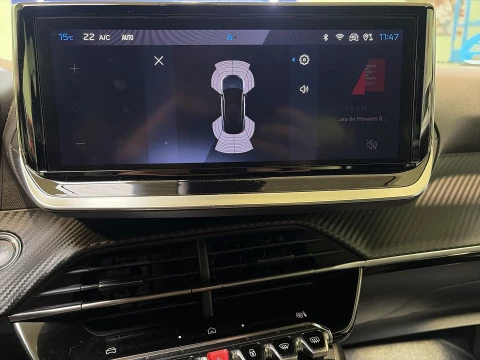 Peugeot e-2008 Electrico Allure 115 kW (156 CV)