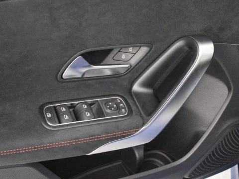 Mercedes-Benz Clase A 2.0 A 180 D DCT 116 5P