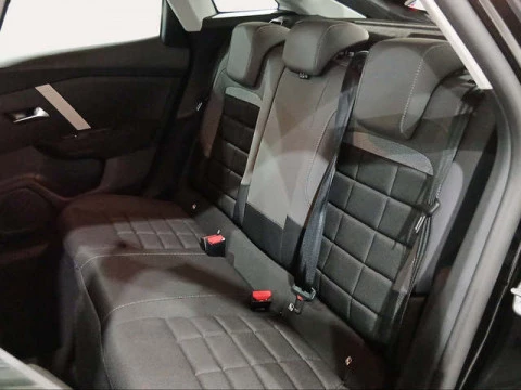 Citroën C4 Hybrid 145 Business Edition e-DCS6 107 kW (145 CV)
