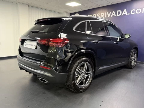 Mercedes-Benz GLA GLA 200 D