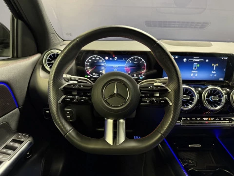 Mercedes-Benz GLA GLA 200 D