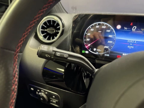 Mercedes-Benz GLA GLA 200 D