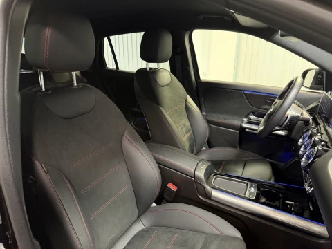 Mercedes-Benz GLA GLA 200 D