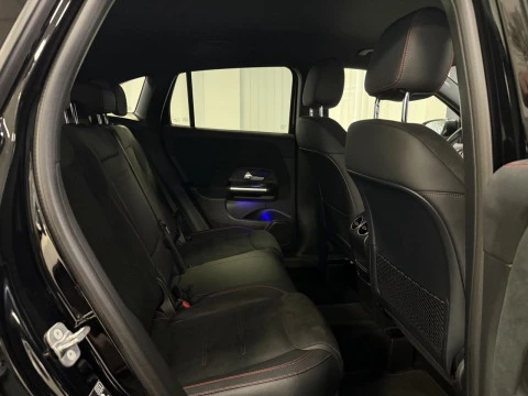 Mercedes-Benz GLA GLA 200 D