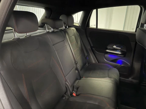 Mercedes-Benz GLA GLA 200 D