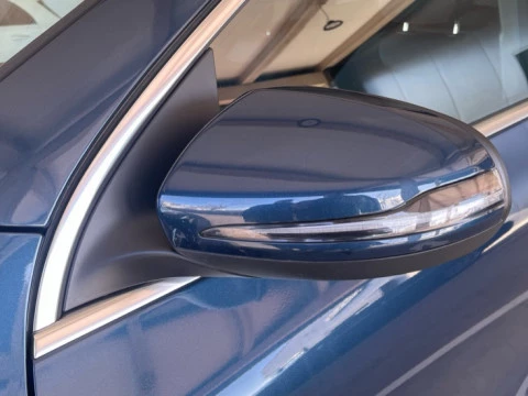 Mercedes-Benz EQA  250