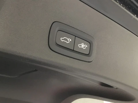 Volvo XC40 XC40 CORE B3 MILD HYBRID GASOLINA