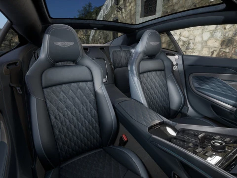 Aston Martin DB12 4.0 V8 Auto