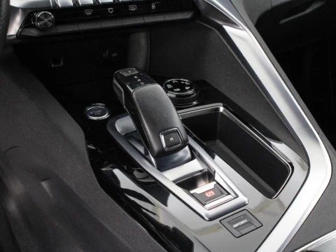 Peugeot 3008 2.0BLUEHDI 133KW GT AUTO S&S 180 5P