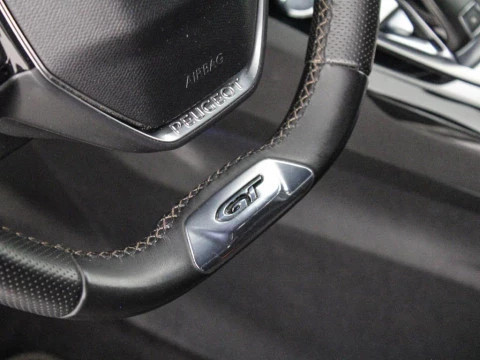 Peugeot 3008 2.0BLUEHDI 133KW GT AUTO S&S 180 5P