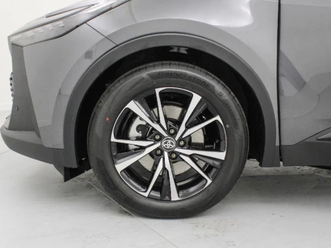 Toyota C-HR CH Toyota C-HR - NG24