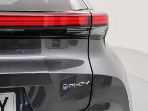 Toyota C-HR CH Toyota C-HR - NG24