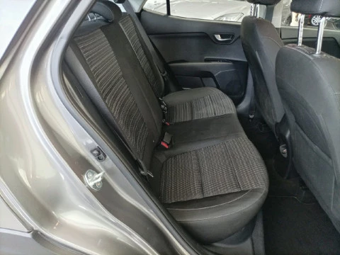 Kia Stonic 1.0 T-GDi 74kW (100CV) MHEV MT Drive