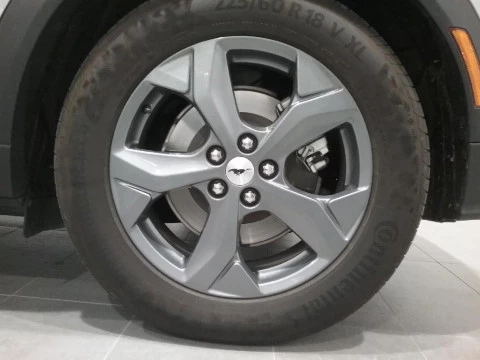 Ford Mustang Mach-E 198kW Batería 75.7Kwh