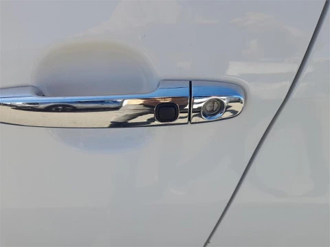 Peugeot 108 Top! Allure 1.2 PureTech 60KW (82CV)