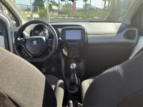 Peugeot 108 Top! Allure 1.2 PureTech 60KW (82CV)